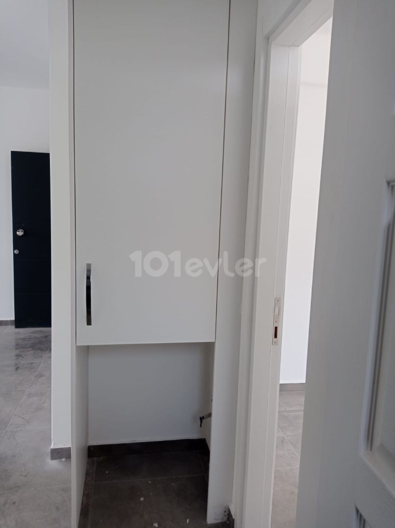 2+1 investment center apartment with elevator for sale in Kizilbaş district ** 