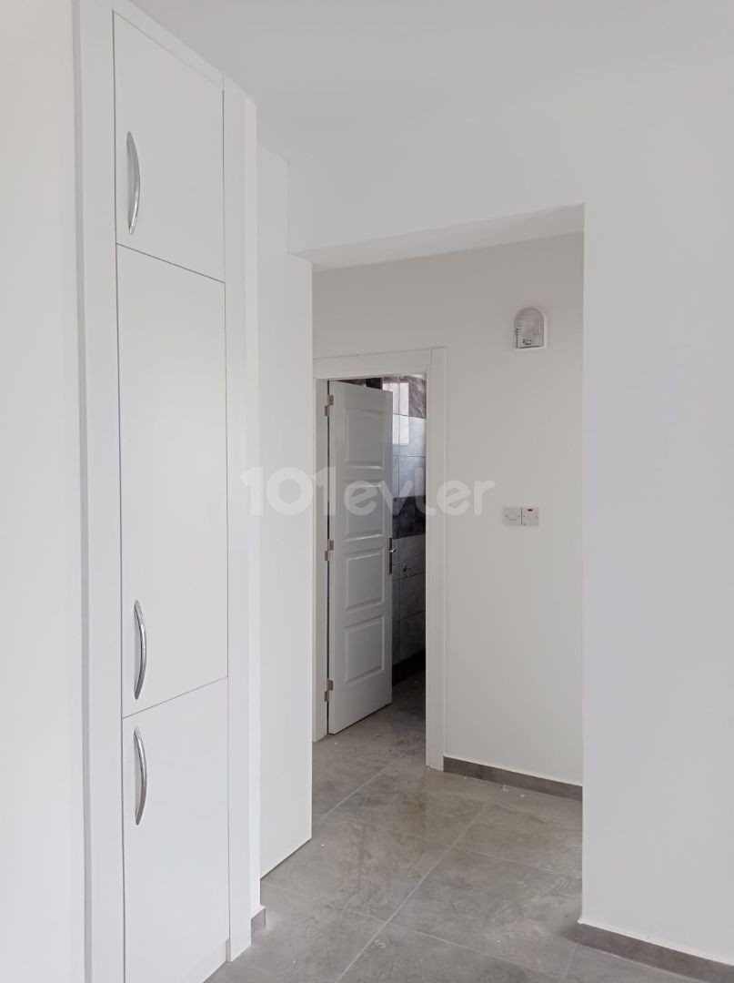 2+1 investment center apartment with elevator for sale in Kizilbaş district ** 