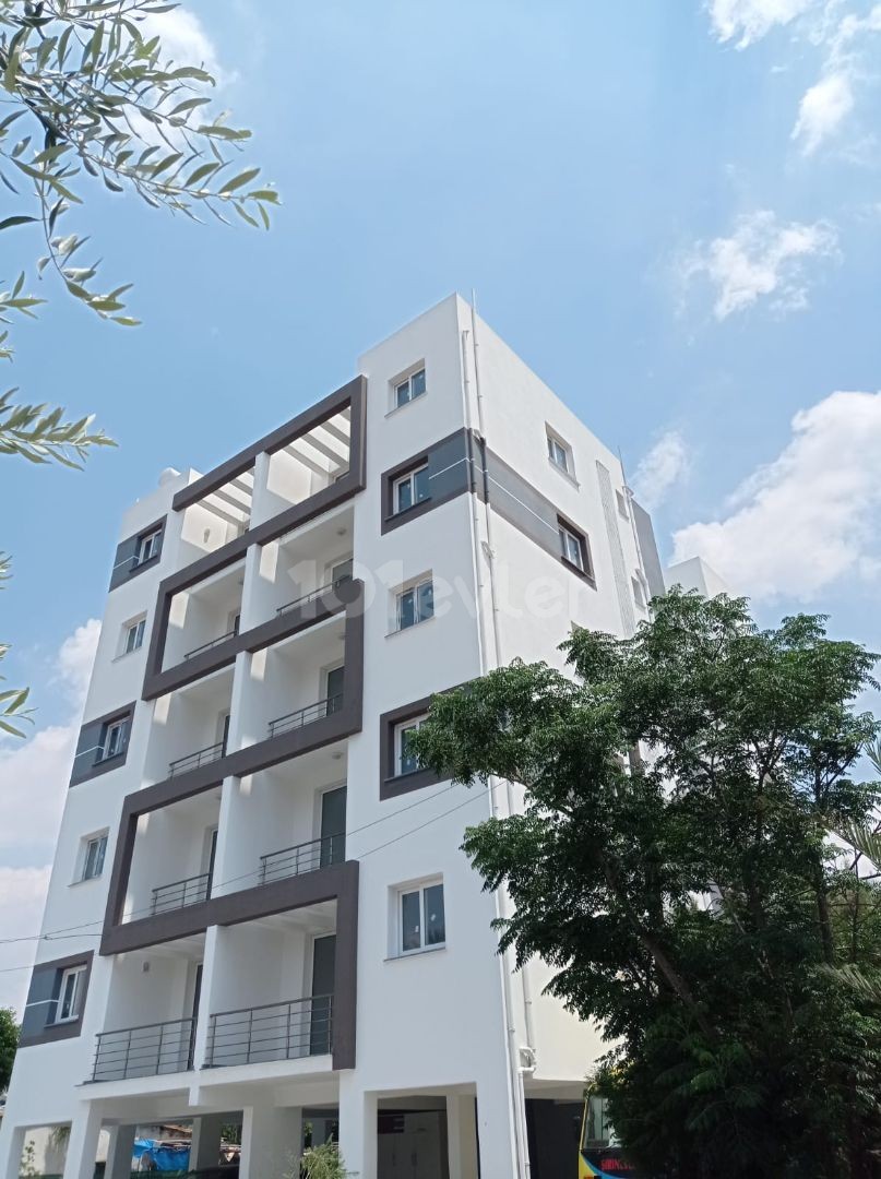 EXCELLENT APARTMENTS WITH ELEVATORS AND PARKING, MADE WITH MODERN DESIGN AND HIGH-QUALITY MATERIALS, IN THE KIZILBAŞ DISTRICT (2 +1), ONE OF THE MOST BEAUTIFUL AREAS OF NICOSIA ** 