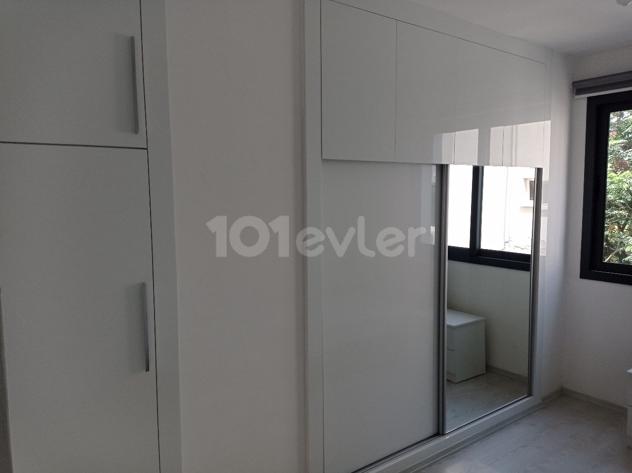 2 + 1 Furnished apartment for rent with indoor parking in the central location in the Yenişehir region ** 