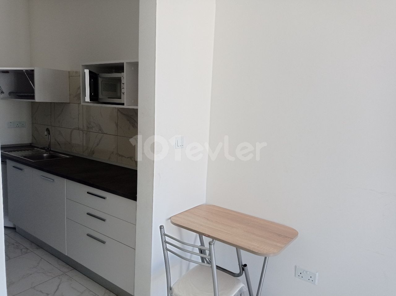 Studio apartment for rent in Hamitkoy district ** 