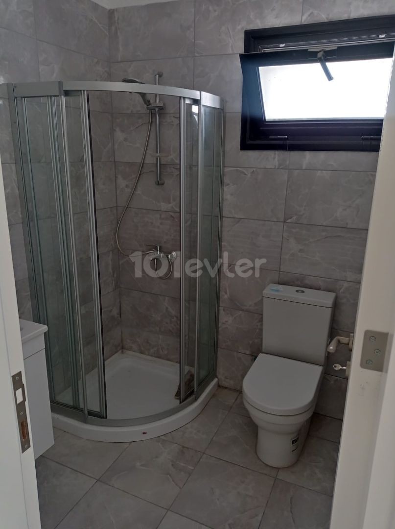 85M2 TURKISH OPPORTUNITY APARTMENT ON THE GROUND FLOOR IN THE SMALL KAYMAKLI DISTRICT (2 +1) ** 