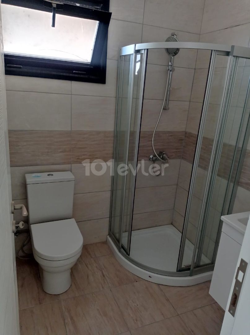85M2 TURKISH OPPORTUNITY APARTMENT ON THE GROUND FLOOR IN THE SMALL KAYMAKLI DISTRICT (2 +1) ** 