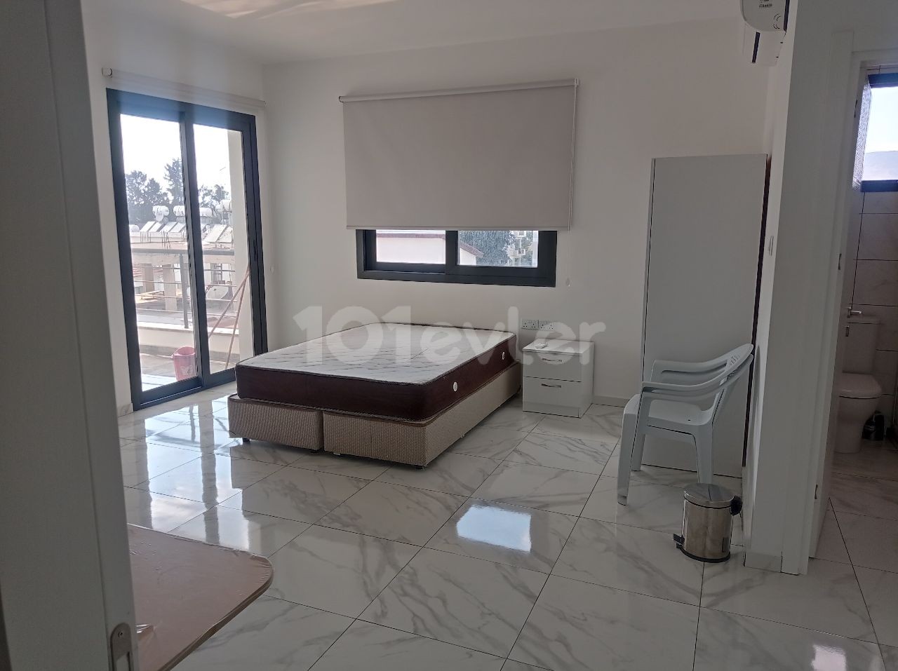 Centrally located studio apartment for rent in Marmara ** 