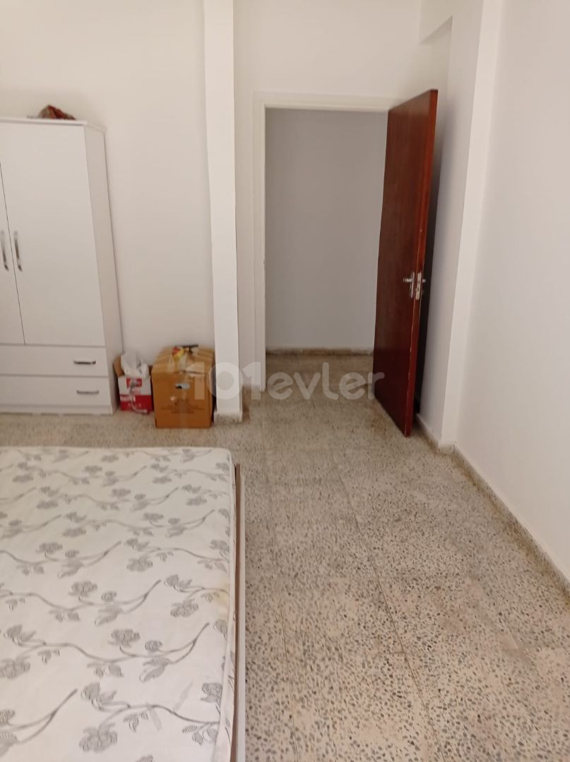 A SPACIOUS SPACIOUS (3 +1) BARBECUE AND RENTAL APARTMENT IN AN EXCELLENT LOCATION IN THE ORTAKOY REGION, CLOSE TO THE STOPS ** 