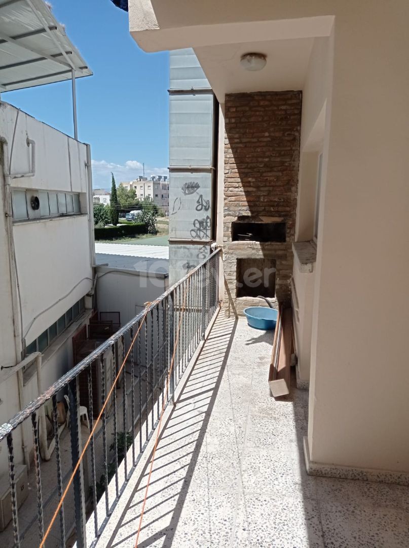 A SPACIOUS SPACIOUS (3 +1) BARBECUE AND RENTAL APARTMENT IN AN EXCELLENT LOCATION IN THE ORTAKOY REGION, CLOSE TO THE STOPS ** 