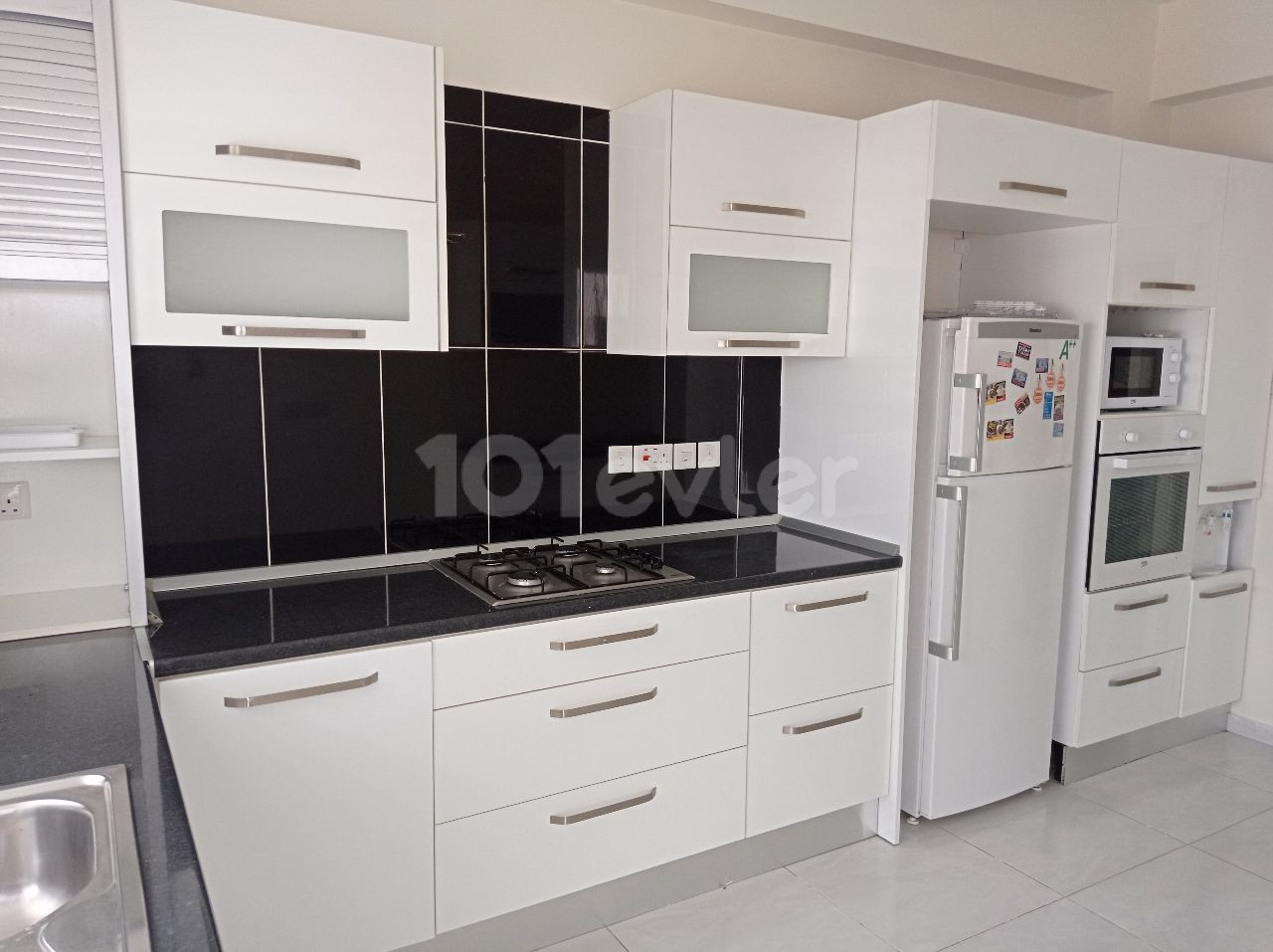 2+1 Semi-furnished apartment in Kucukkaymakli district ** 