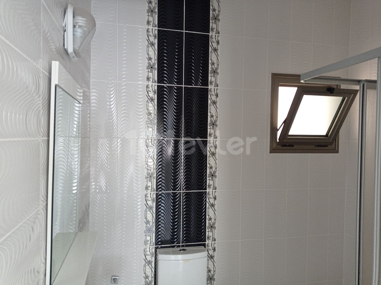 2+1 Semi-furnished apartment in Kucukkaymakli district ** 