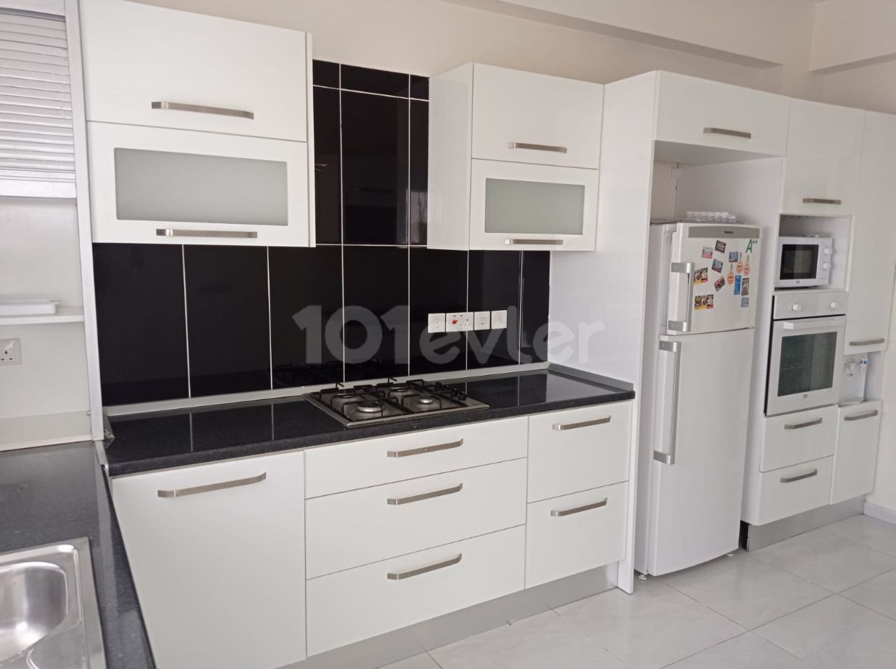 90M2 SPACIOUS SPACIOUS RENTAL APARTMENT WITH ELEVATOR (2+1) IN KAYMAKLI TERMINAL AREA ** 