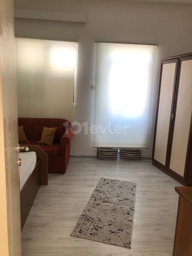 EXCELLENT KIRAKIK DETACHED HOUSE WITH A FIREPLACE OF 90M2 (2+1) VERY CLOSE TO RESTAURANTS, STALLS AND MARKETS IN ORTAKOY ** 