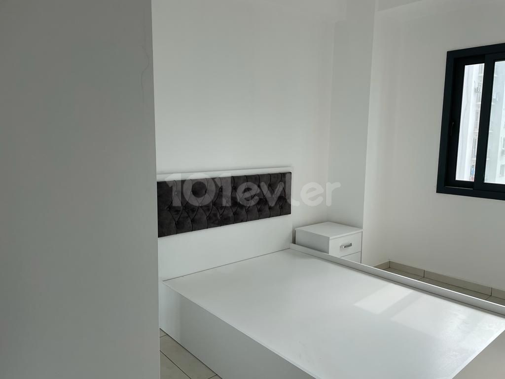 Luxury 2 + 1 apartment for rent in the center of Yenişehir region ** 