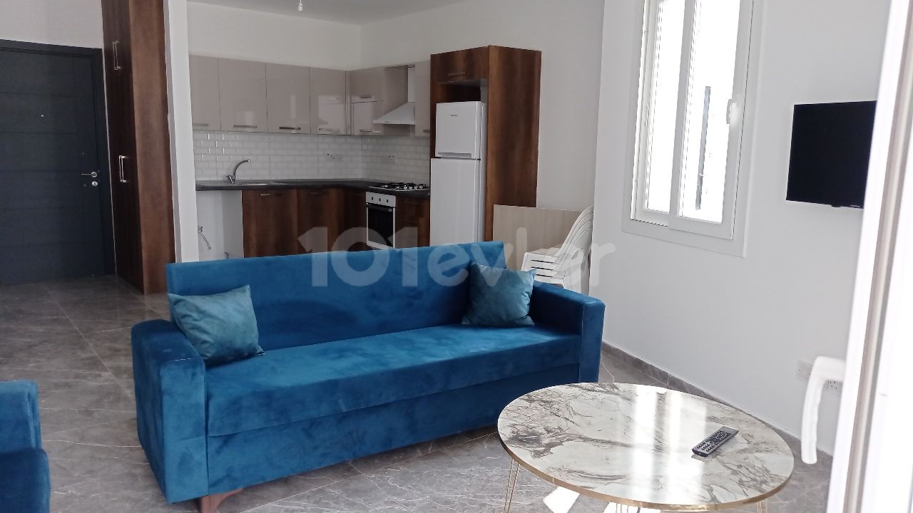 Bakanlıklar bölgesinde merkezi konumda kiralık 2+1 yeni eşyalı sıfır daire