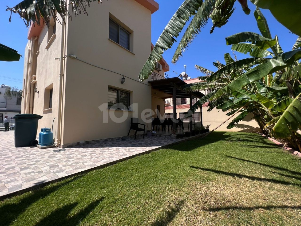 Dumlupınar is a 3 + 1 villa for rent in a wonderful location with a quality that accompanies the peace of mind ** 