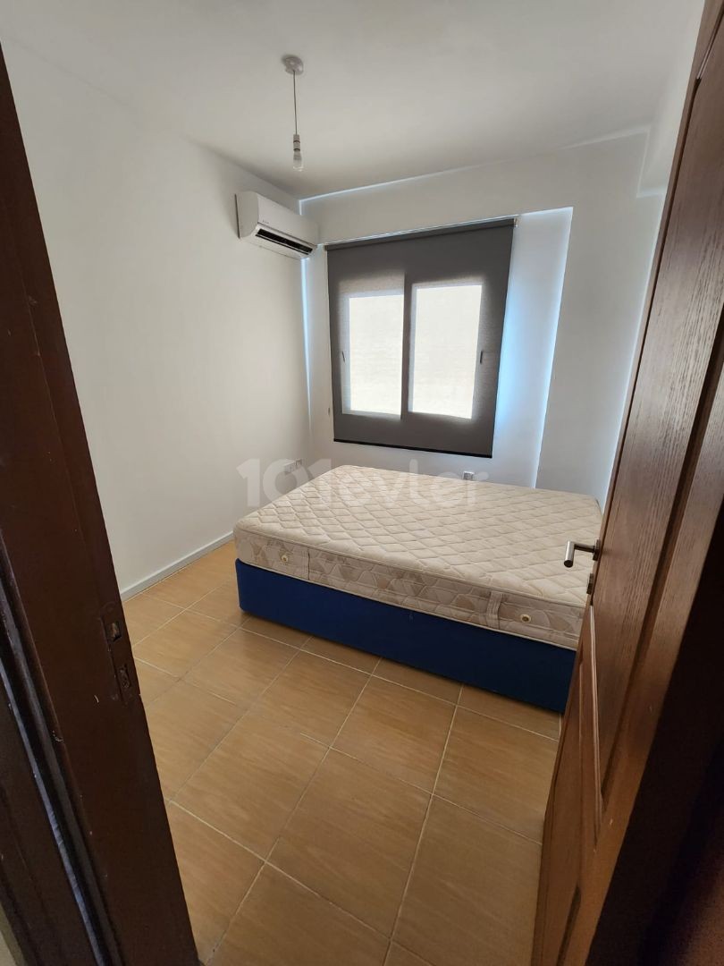 Neu möblierte 3 + 1 Wohnung zur Miete in Yenisehir ** 