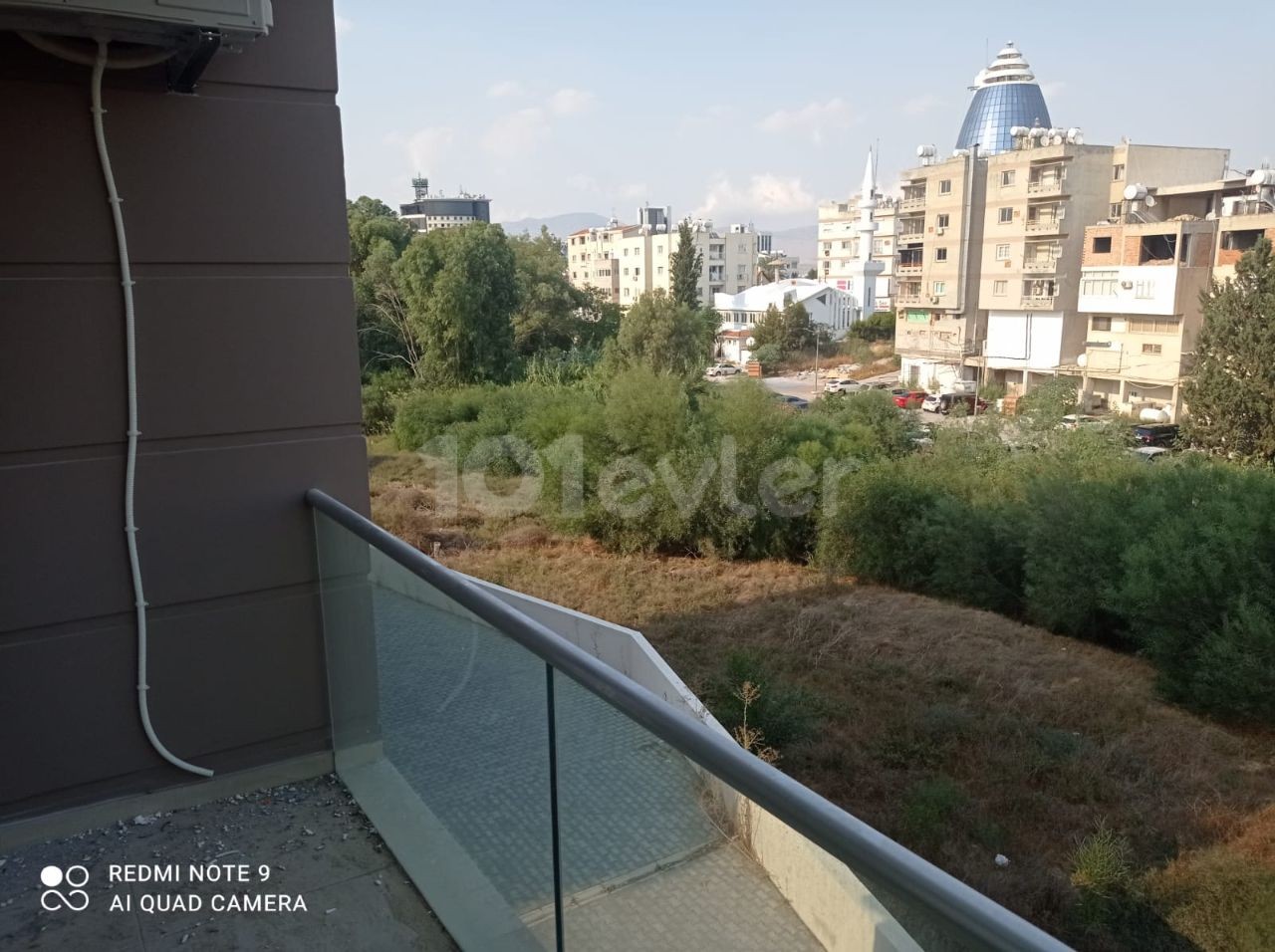 A PERFECT (2 + 1) APARTMENT FOR RENT WITH ZERO FURNITURE IN A NEW ELEVATOR BUILDING IN ORTAKENT, WITHIN WALKING DISTANCE OF DEREBOYUN AND STOPS ** 