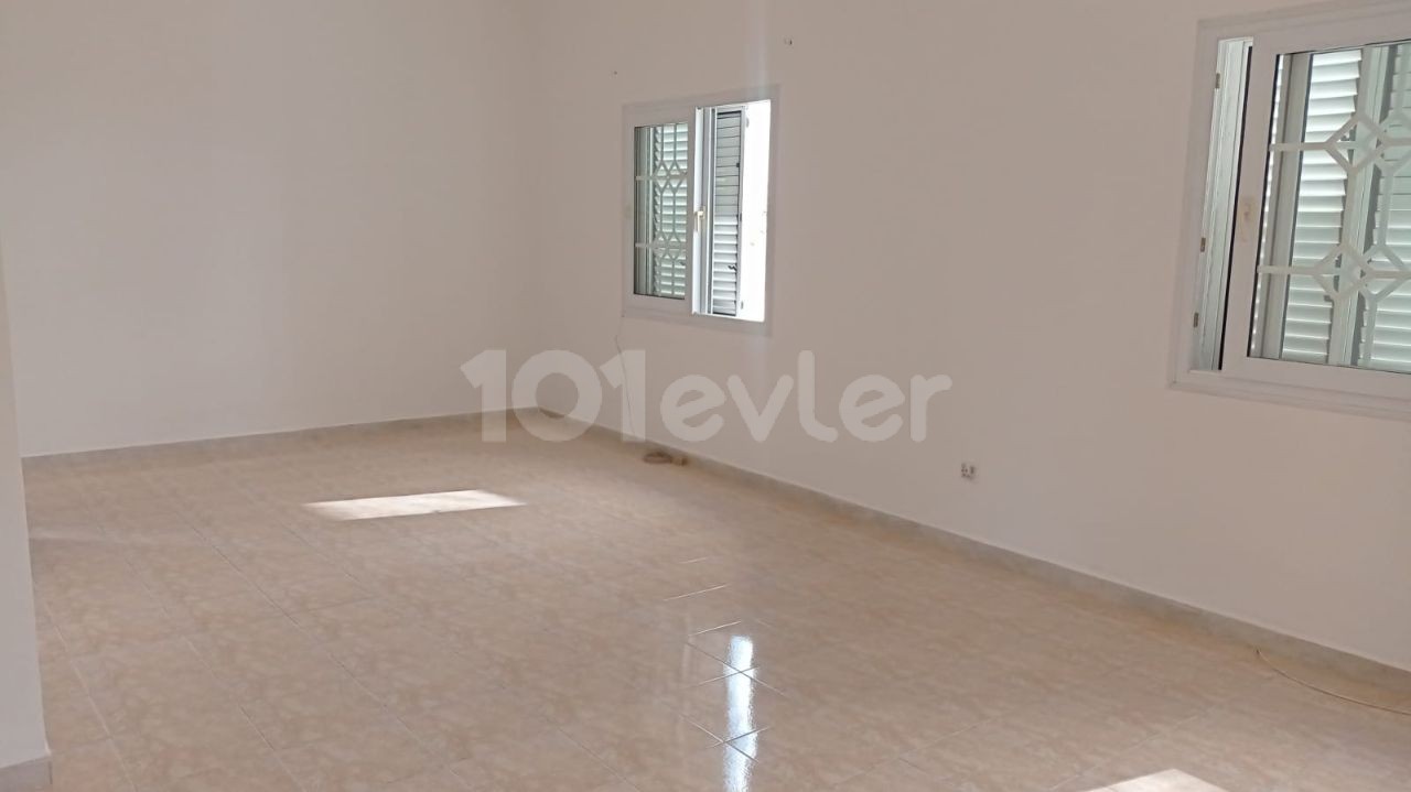 Detached House To Rent in Kızılbaş, Nicosia