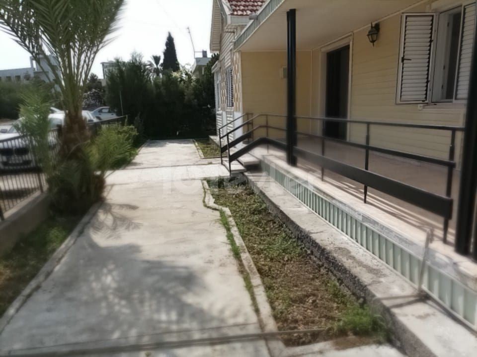 Detached House To Rent in Kızılbaş, Nicosia