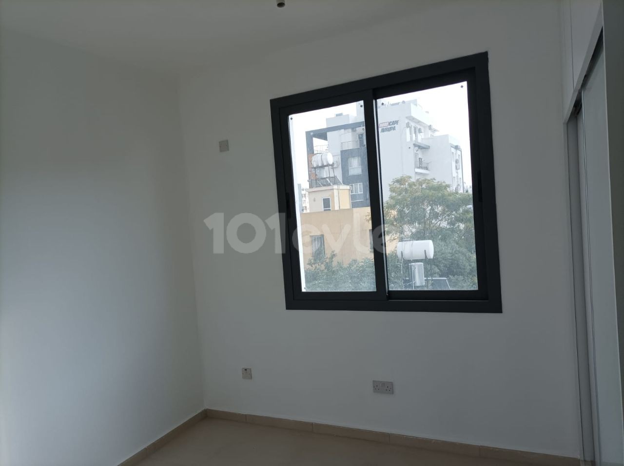 WONDERFUL (2 + 1) APARTMENTS FOR SALE WITH ELEVATOR AND PARKING LOT, BUILT WITH EXCELLENT WORKMANSHIP AND MATERIALS IN THE MOST BEAUTIFUL AREA OF SMALL KAYMAKLI