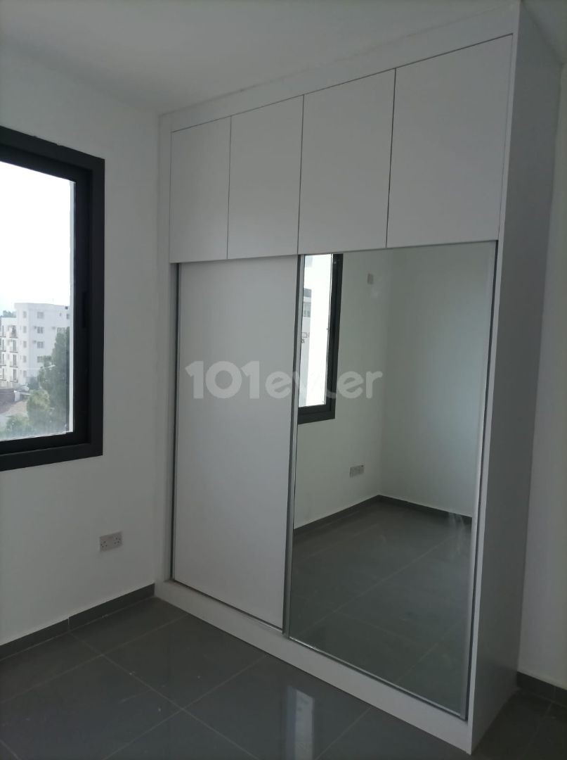 Investment opportunity apartments in Küçük Kaymaklı area with 2+1 90M2 elevator indoor and outdoor parking lot