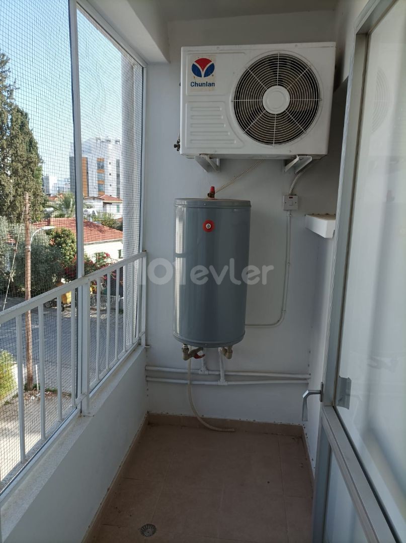 LARGE AND SPACIOUS FLAT FOR RENT WITH COMMERCIAL PERMIT IN A PERFECT LOCATION IN YENİŞEHİR, SUITABLE TO BE AN OFFICE, CLINIC, AND TRAINING CENTER WITH ELEVATOR.