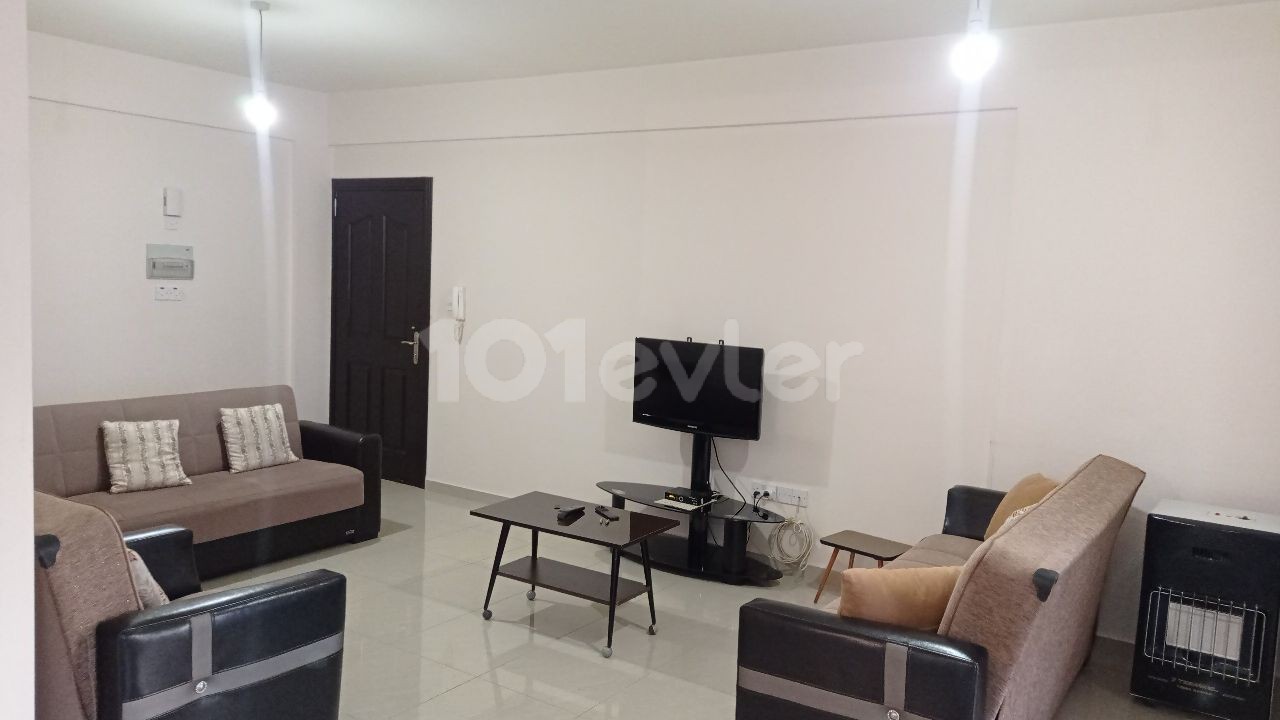 Ground floor, centrally located 2+1 furnished flat for rent in Gönyeli