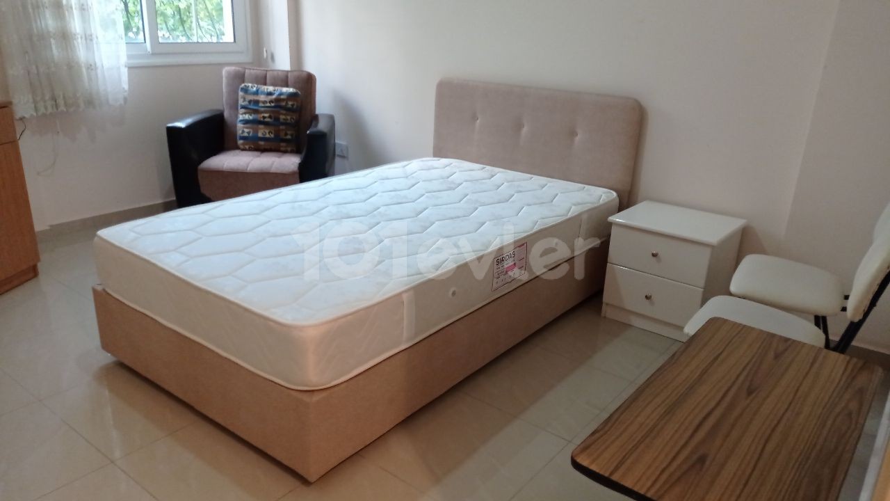 Ground floor, centrally located 2+1 furnished flat for rent in Gönyeli