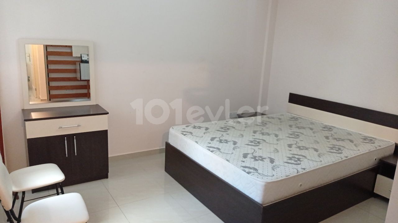 Ground floor, centrally located 2+1 furnished flat for rent in Gönyeli