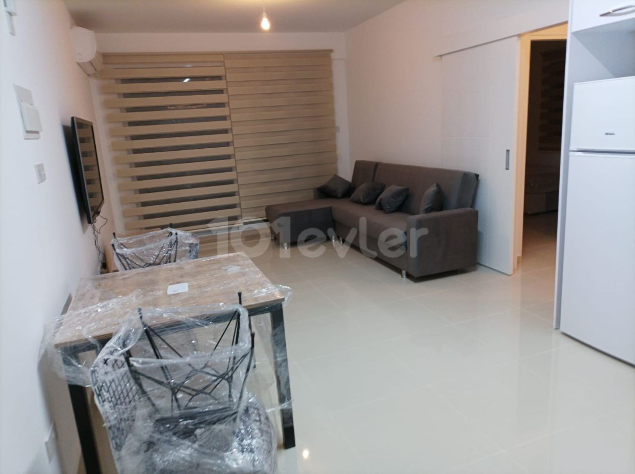 PERFEKTE NEU MÖBLIERTE WOHNUNG MIT BALKON (2+1) 90M2 ZU VERMIETEN IN NEUEM GEBÄUDE IN HAMİTKÖY