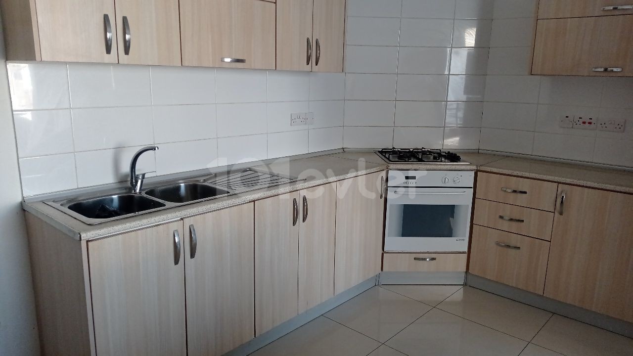 2+1 furnished apartment for rent in Gönyeli center within walking distance to the market and bus stop 