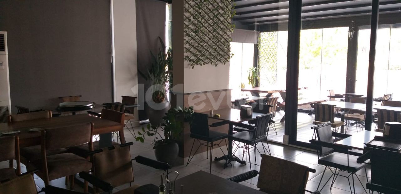 Göçmenköy'de  Devren Satılık Herşey Hazır  Restorant - Cafe