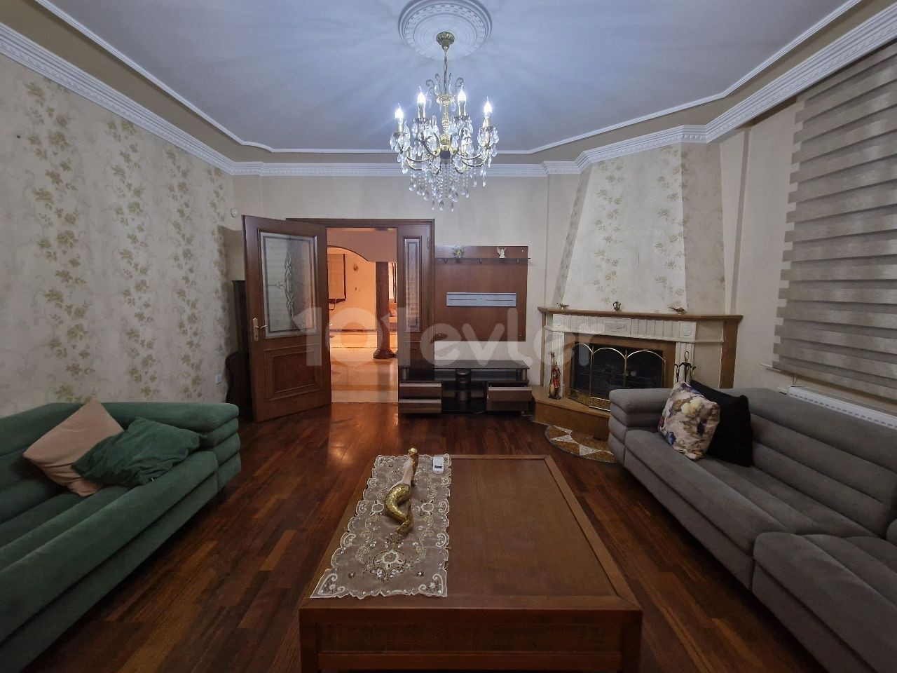 Komplett freistehende Villa zur Miete in der Gegend von Yenikentin En Göze