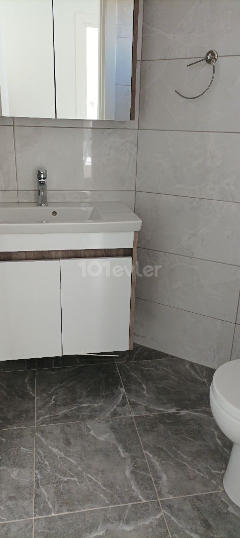 PERFECT LOCATION IN YENIKENT, VERY CLOSE TO STOPS AND MARKETS (2+1) SPACIOUS AND SPACIOUS FLAT FOR RENT WITH ALL AIR CONDITIONING ROOMS