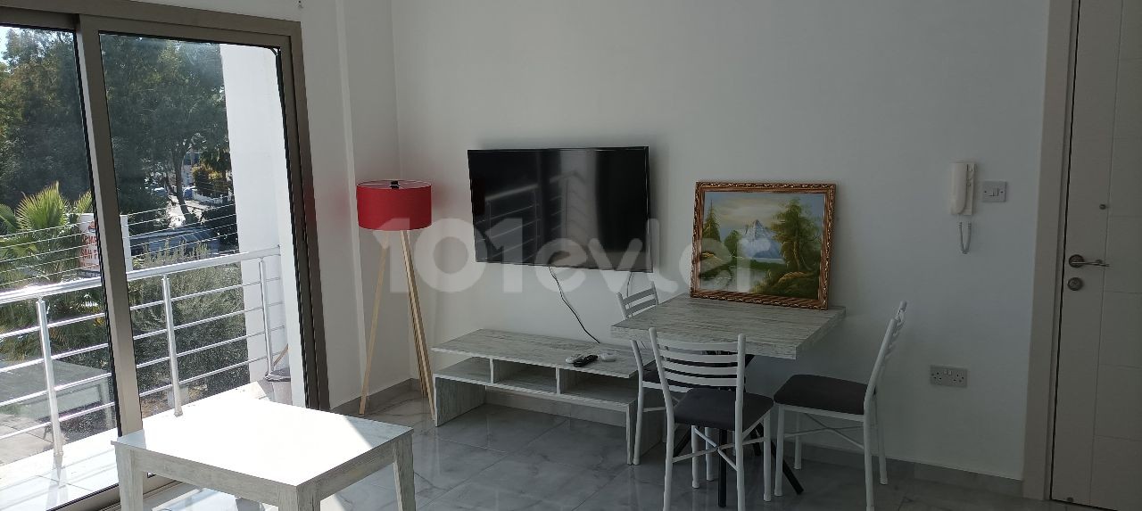 PERFECT LOCATION IN YENIKENT, VERY CLOSE TO STOPS AND MARKETS (2+1) SPACIOUS AND SPACIOUS FLAT FOR RENT WITH ALL AIR CONDITIONING ROOMS