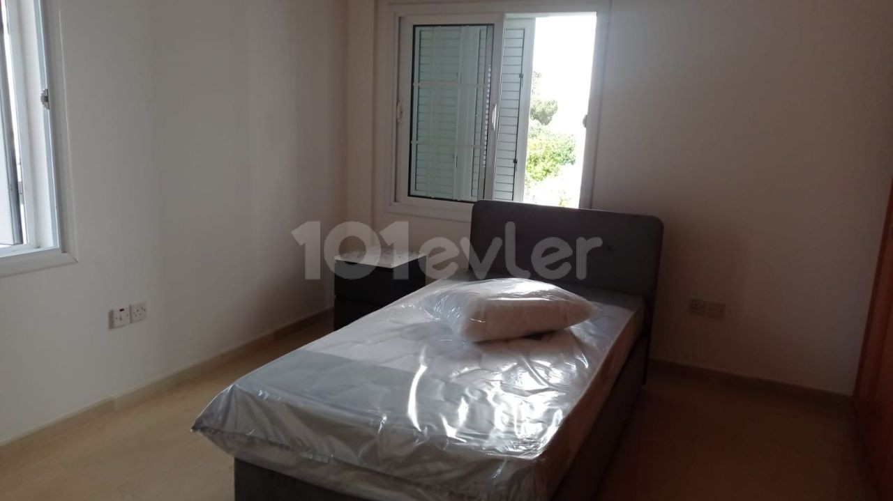 Gönyeli'de 3+1 sessiz ve huzurlu bir ortamda kiralık ikiz villa