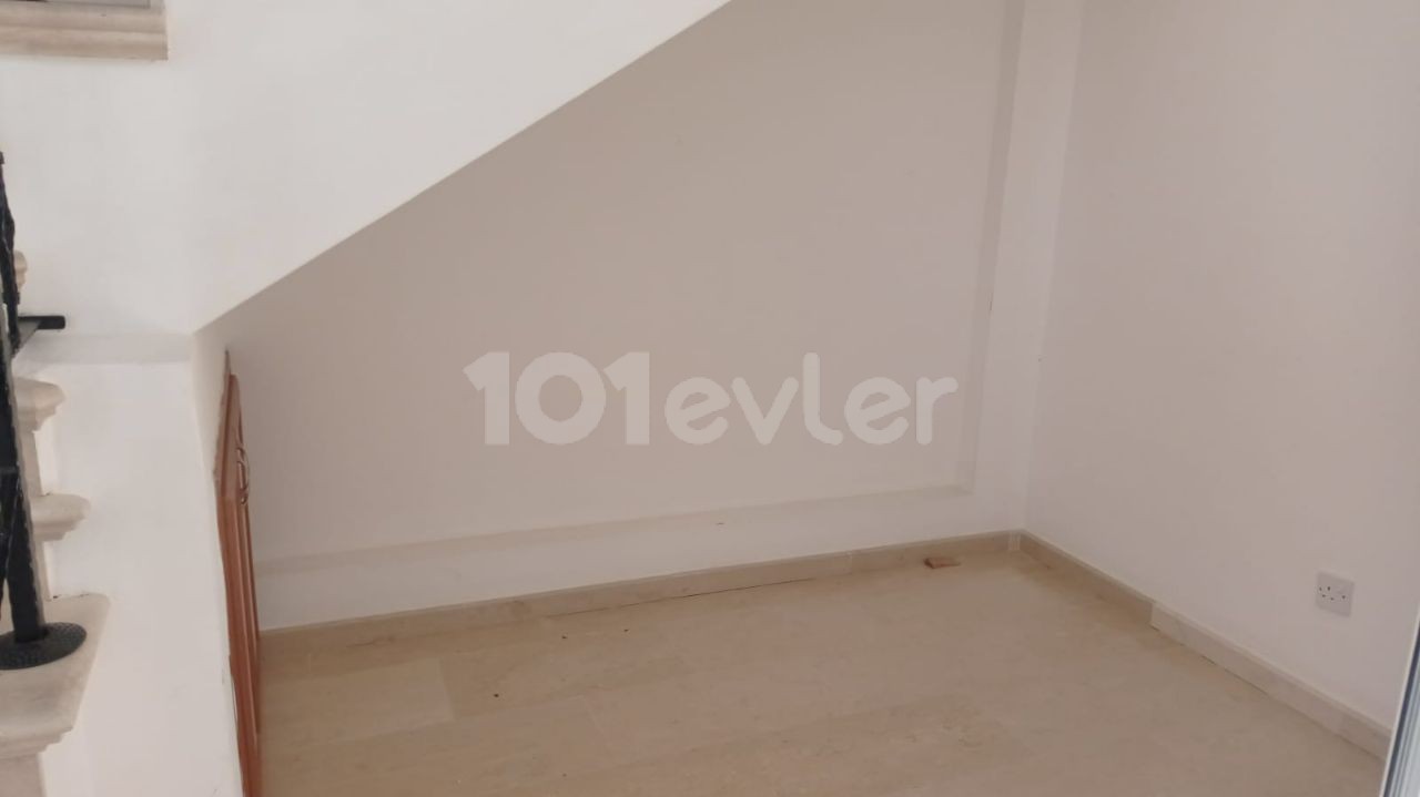 3+1 semi-detached villa for rent in a quiet and peaceful environment in Gönyeli