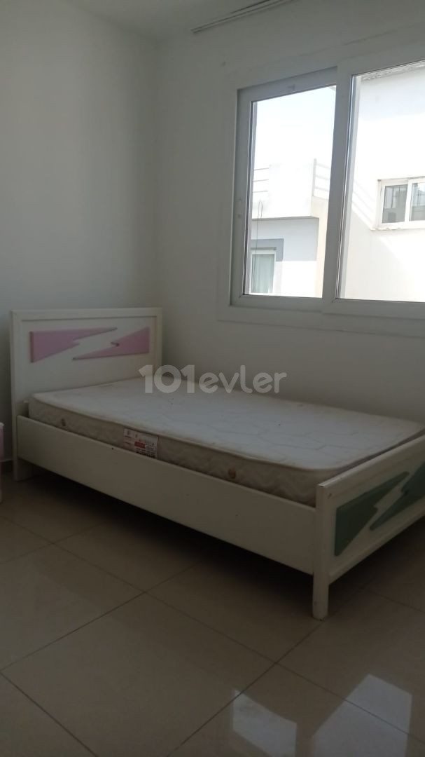 Gönyeli merkezde kiralık 2+1 daire