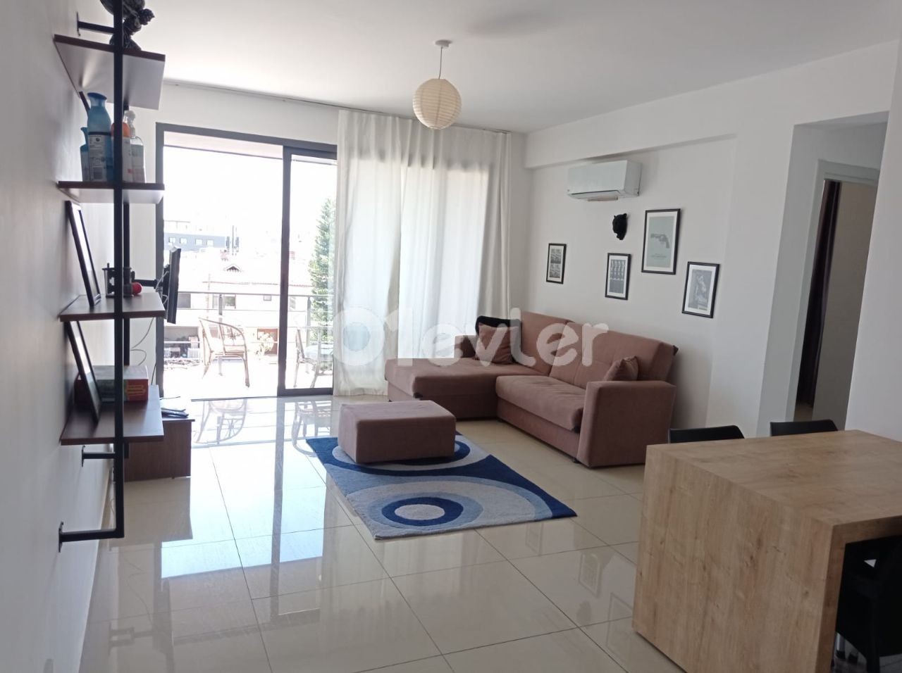 Fully furnished 2+1 flat in a central location in Gönyeli, 5 minutes walking distance to bus stops and markets.