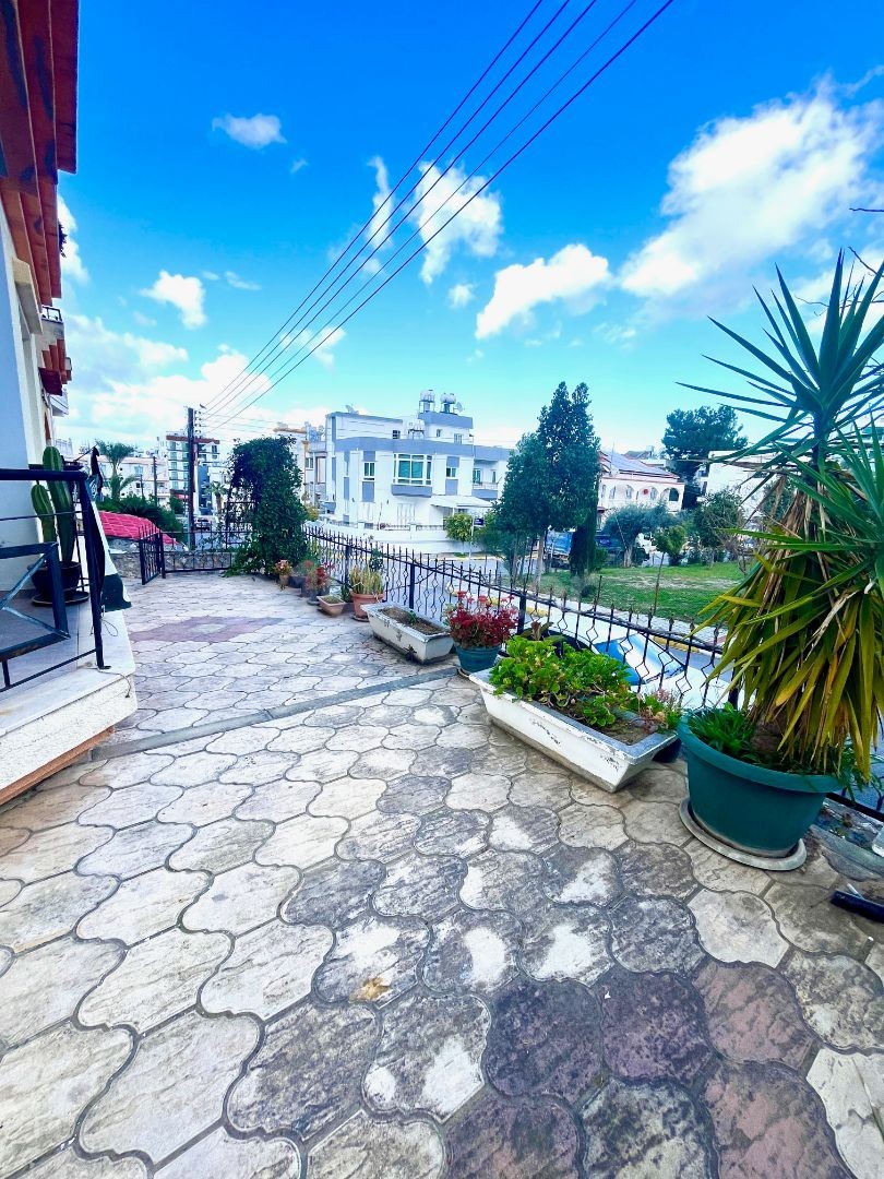 CENTRAL KYRENIA , SPECIOUS GARDEN FLAT 3+1, 135M2, OPPOSITE GREEN AREA , WELL LOOKED AFTER , CLOSE TO ALL AMENITIES 