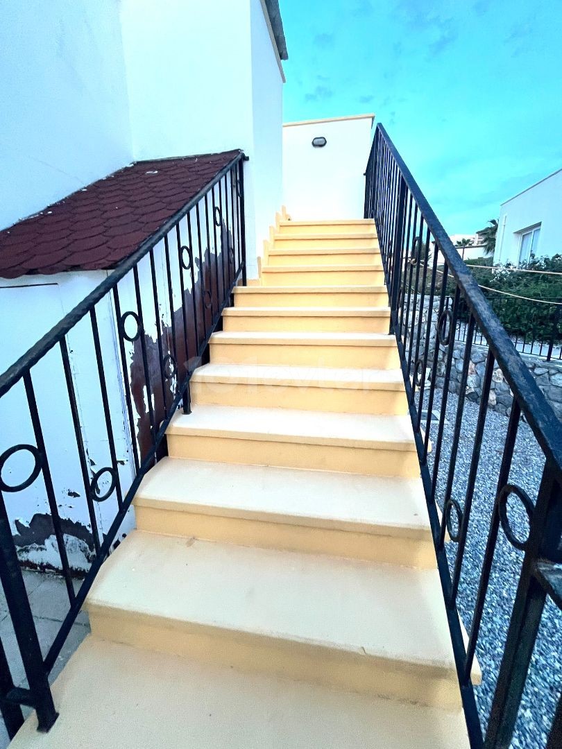 GİRNE ESENTEPE - SCHÖNER FREISTEHENDER BUNGALOV MIT DACHTERRASSE UND MEERBLICK