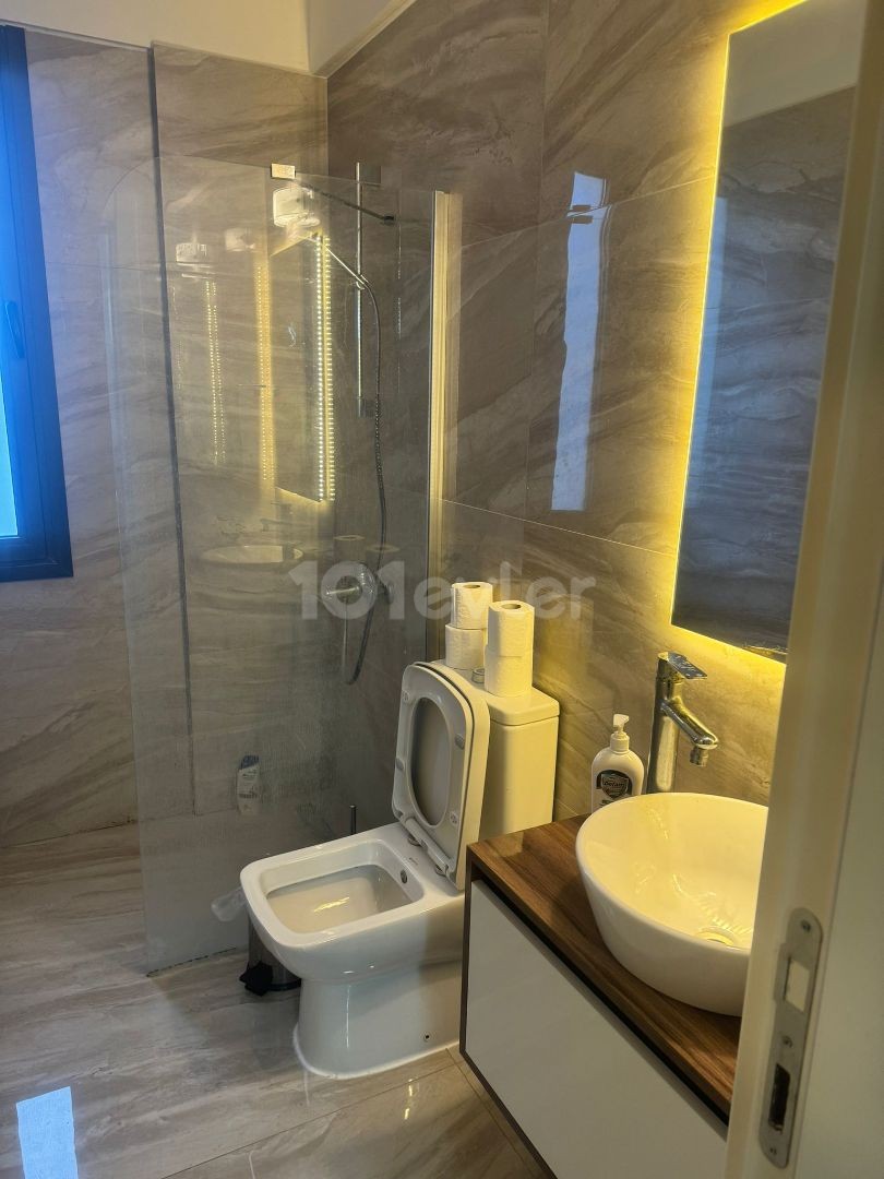 GIRNE, CITY CENTRE - 2+1 ULTRA LUXURY FLAT TO RENT