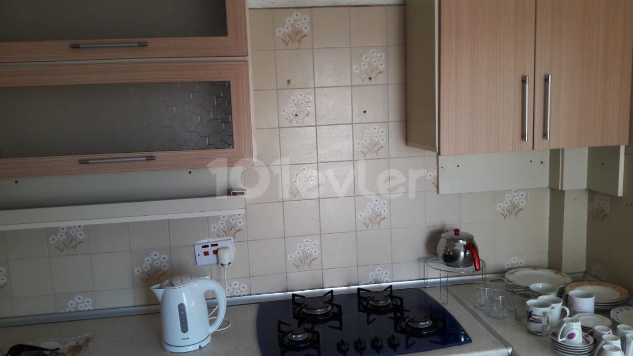 138 m2 3+1 48500 stgye Wohnung in Ortakoy 