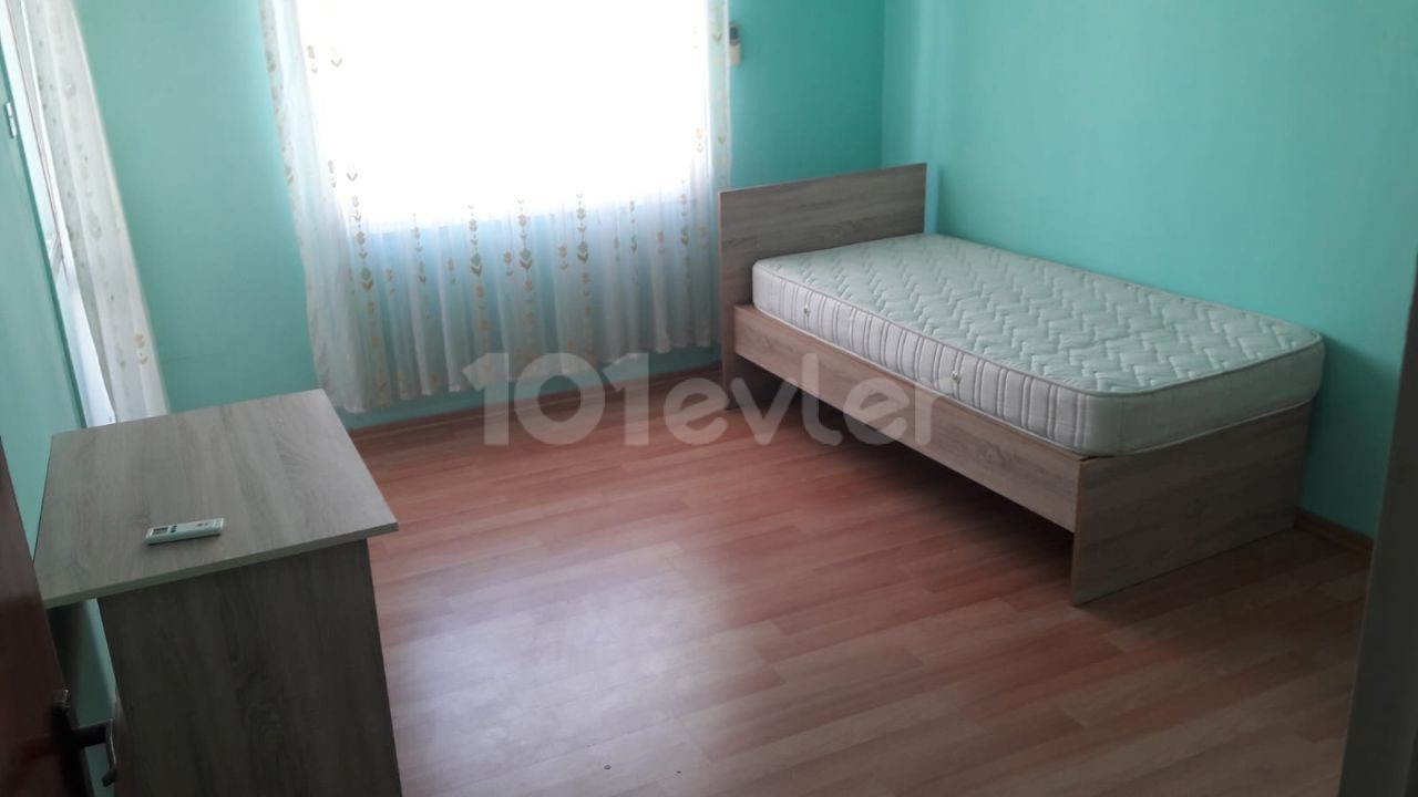 138 m2 3+1 48500 stgye Wohnung in Ortakoy 