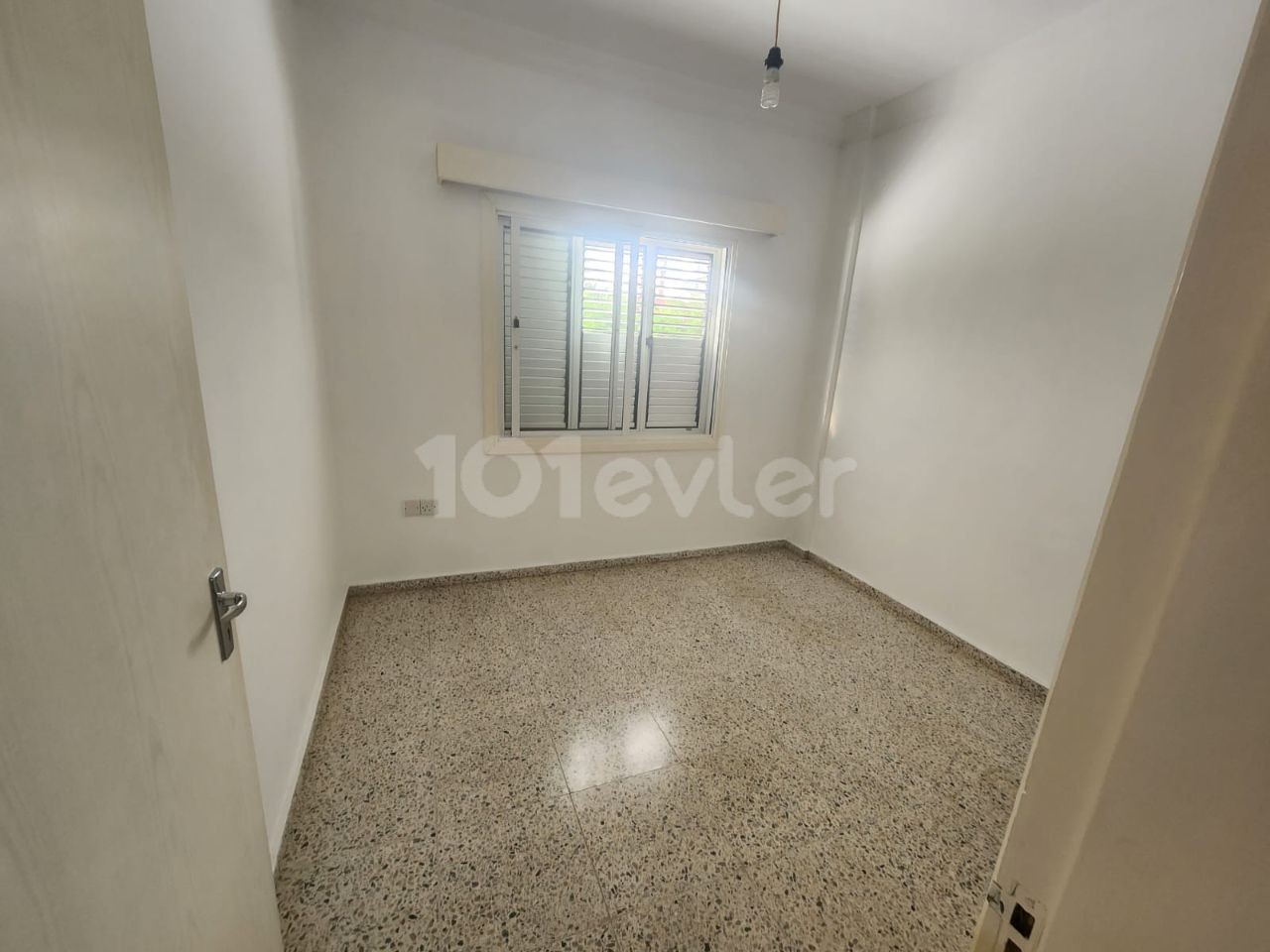 Ground floor flat for rent for commercial purposes in a wonderful location in Yenikent, Nicosia