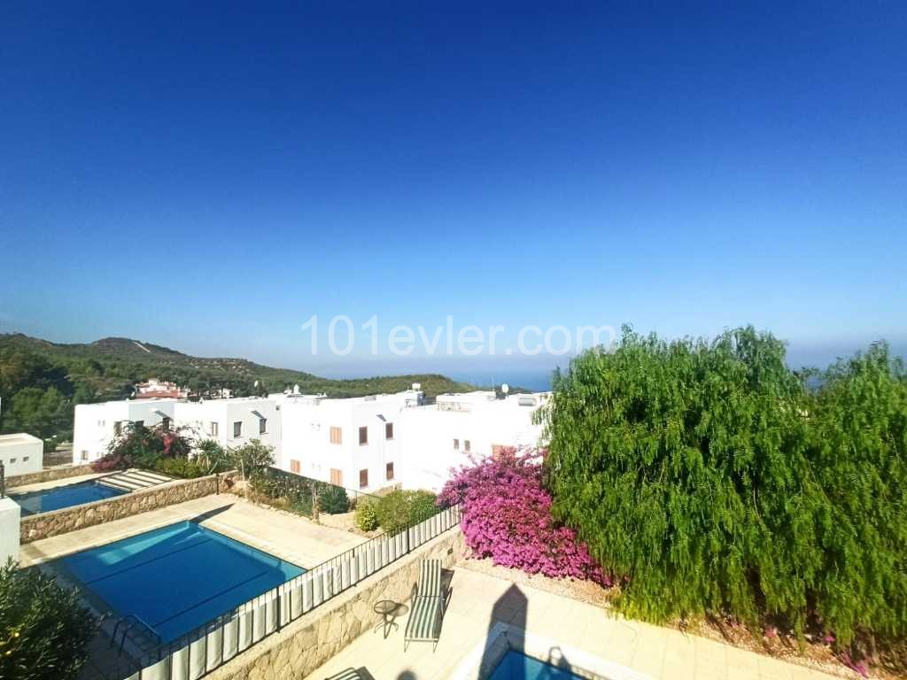 3+1 villa for rent in Karmi with pool in the complex ** 