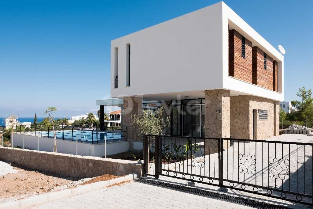 3+1 220m2 modern villa for sale in Girne Esentepe ** 