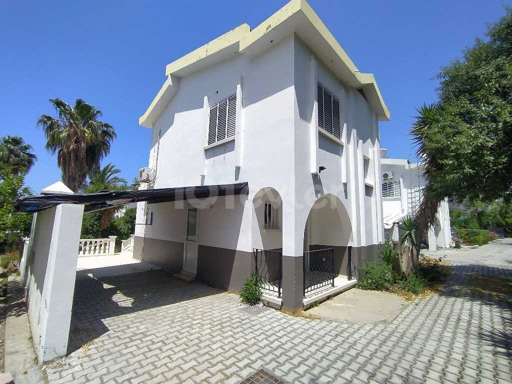 3 + 1 villa shares on the site for sale in Kyrenia ozankoy ** 