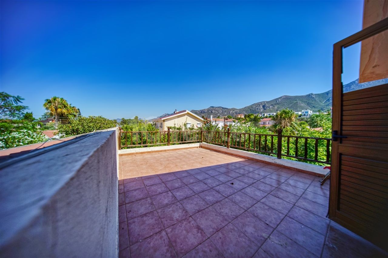 3+1 Villa mit privatem Pool in Kyrenia Ozanköy zu verkaufen ** 