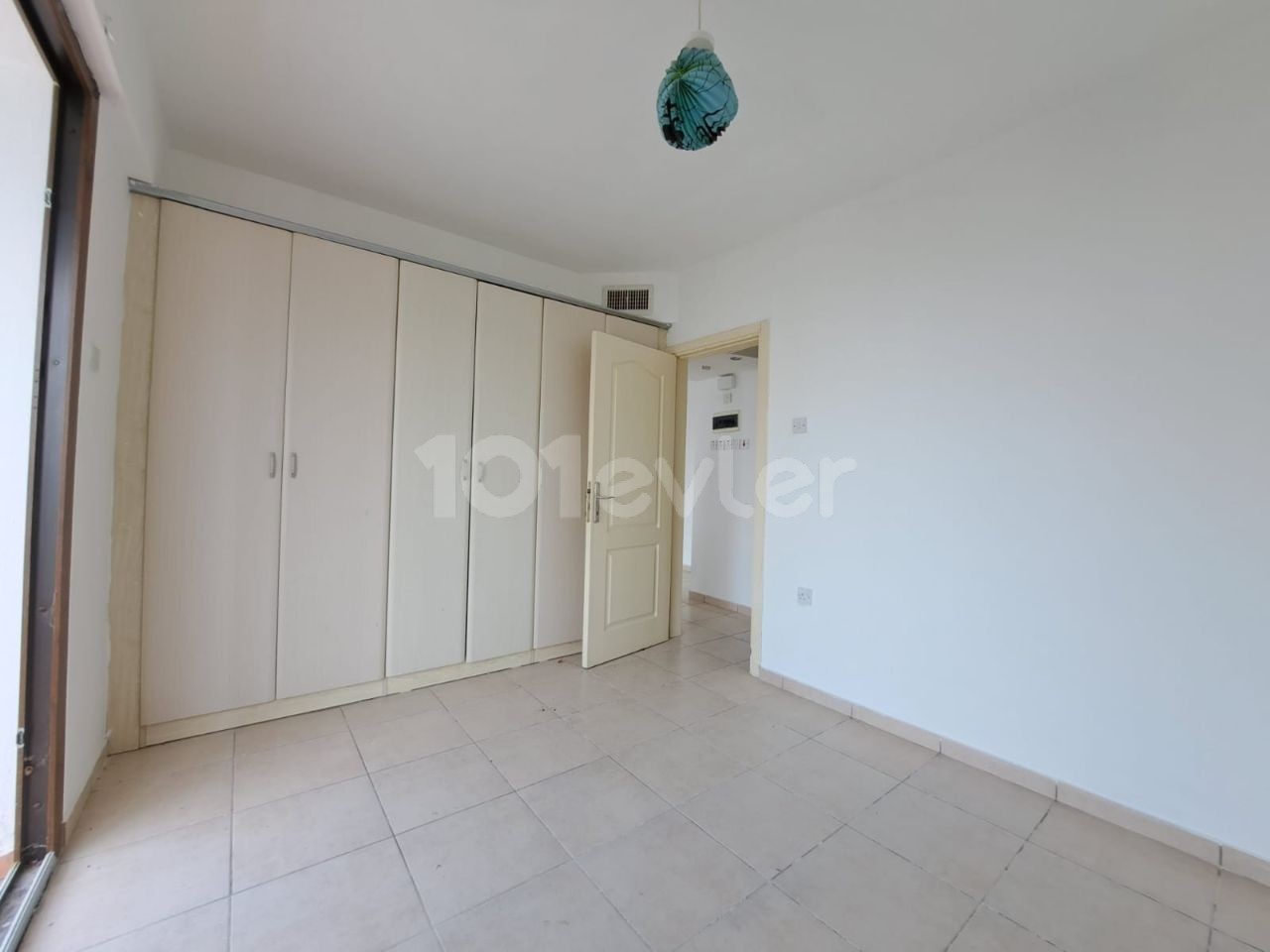 Flat For Sale in Yeşiltepe, Kyrenia