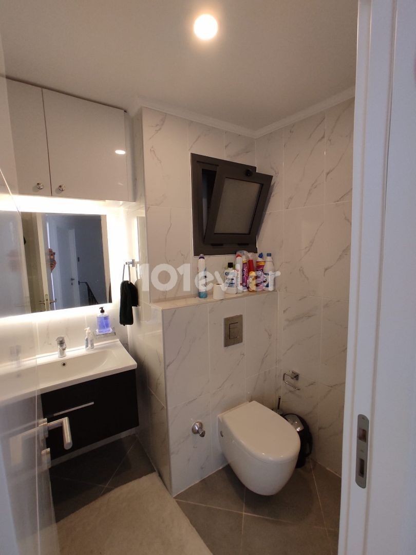 Flat To Rent in Girne Merkez, Kyrenia