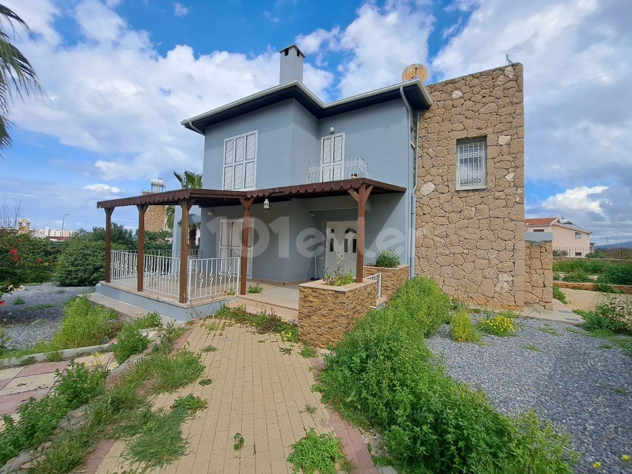 Corner 3+1 Villa for sale in the area of Girne Eleksus Hotel. 